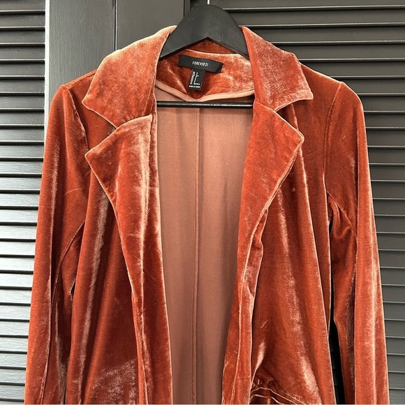 Forever 21 Women’s Lush Rust Velvet Long Coat, Perfect for the Holidays, Size Sm - Picture 2 of 12